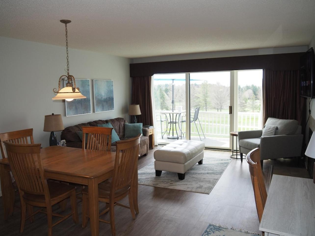 Villa The Grand Getaway - Gorgeous And Great Location! Traverse City Esterno foto